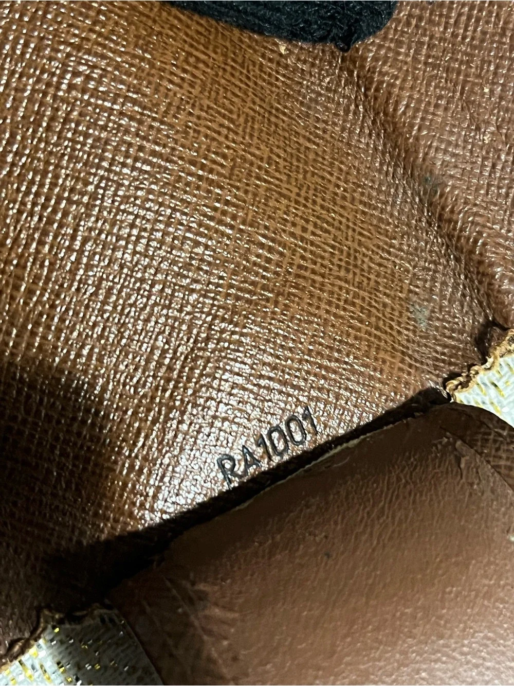 Louis Vuitton Monogram Leather Key Holder Wallet *Project / Rehab Piece*